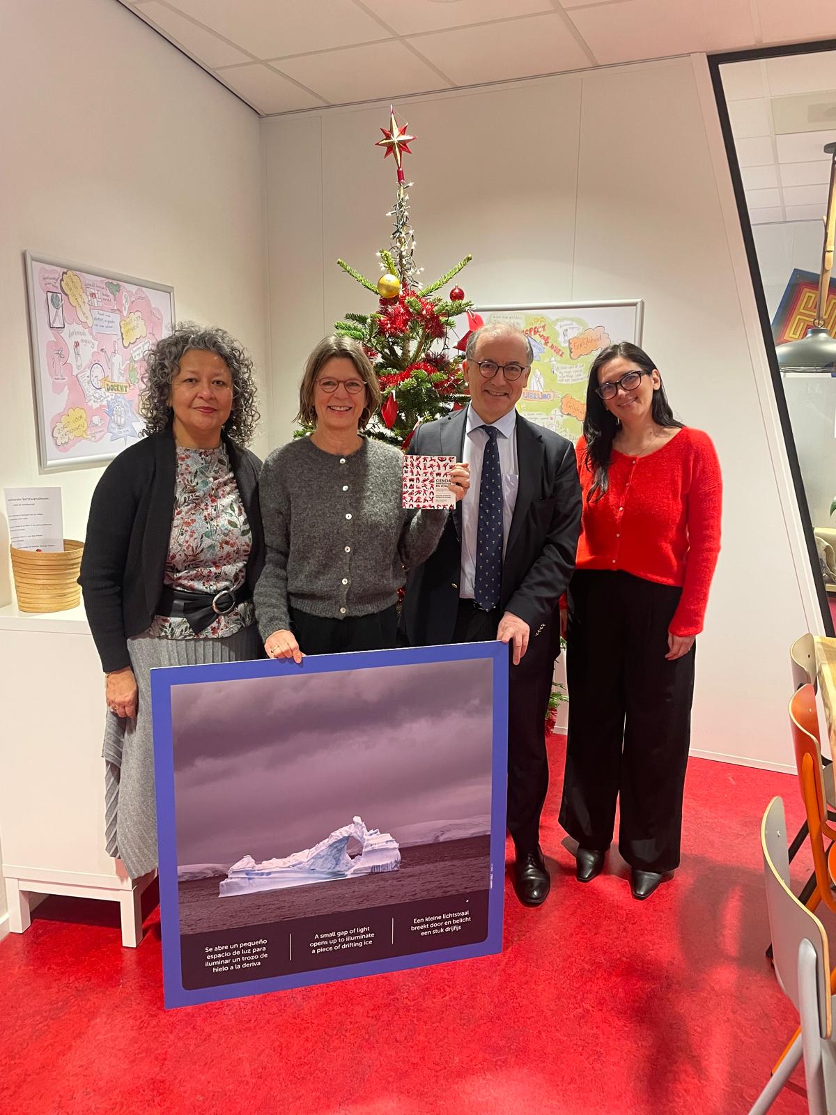 De Chileense ambassadeur op het HML